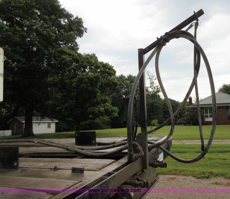 image for item I1989 1978 Transport Systems Inc drop deck trailer