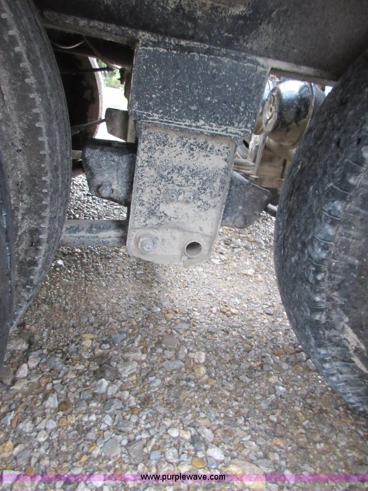 image for item I1989 1978 Transport Systems Inc drop deck trailer