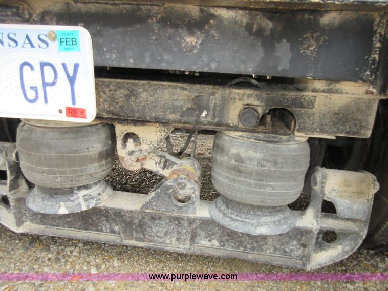 image for item I1989 1978 Transport Systems Inc drop deck trailer