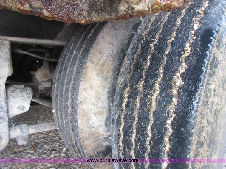 image for item I1989 1978 Transport Systems Inc drop deck trailer