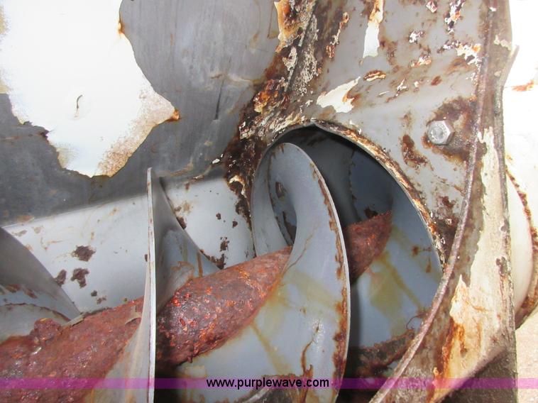 image for item I1989 1978 Transport Systems Inc drop deck trailer