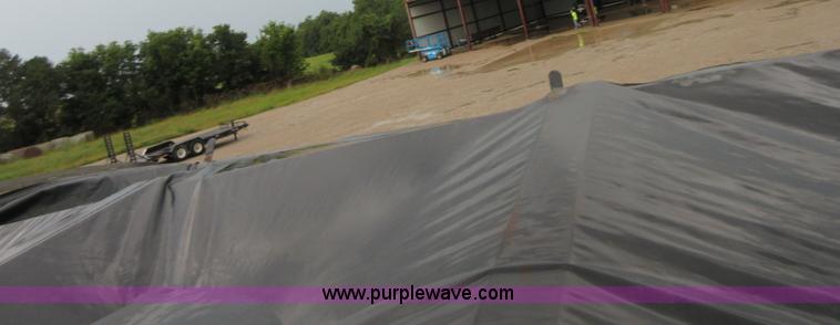 image for item I1989 1978 Transport Systems Inc drop deck trailer