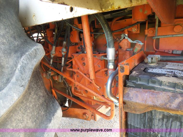 image for item J6059 1980 Case 2390 tractor