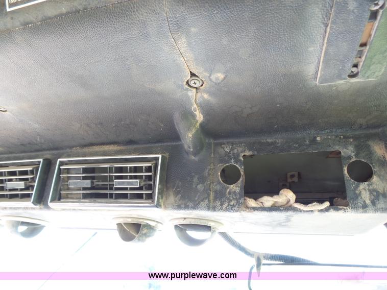 image for item J6059 1980 Case 2390 tractor