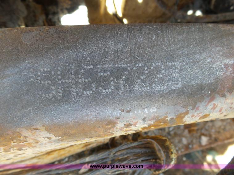 image for item J6080 1995 International feed truck