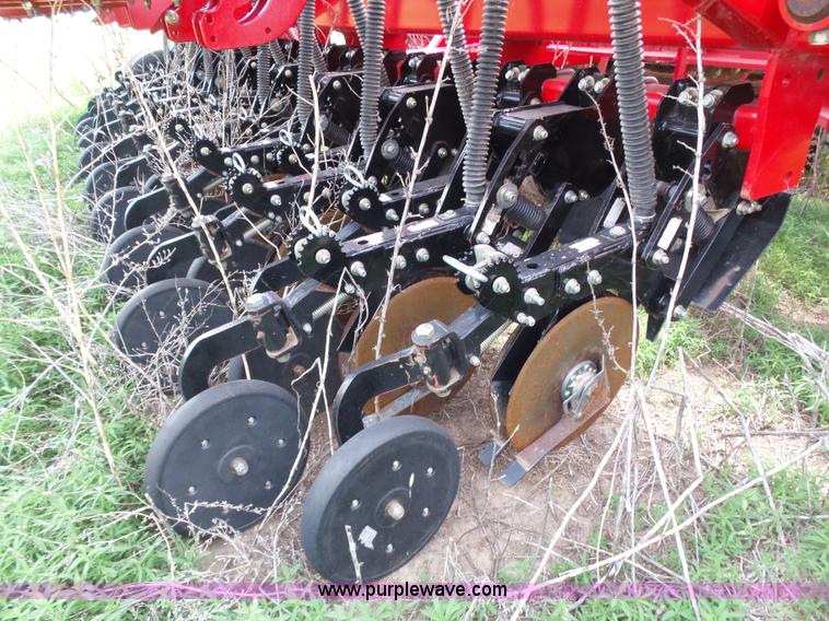 image for item J6081 2008 Sunflower 9434-40 no-till grain drill