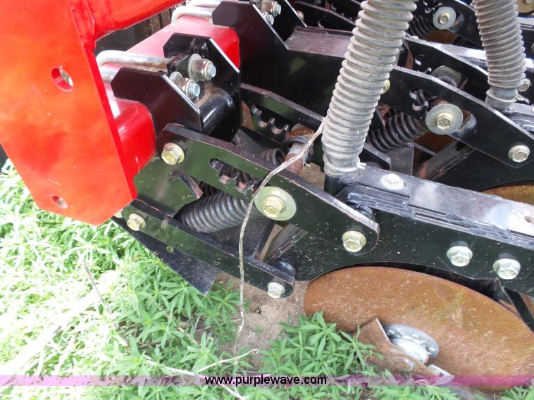 image for item J6081 2008 Sunflower 9434-40 no-till grain drill