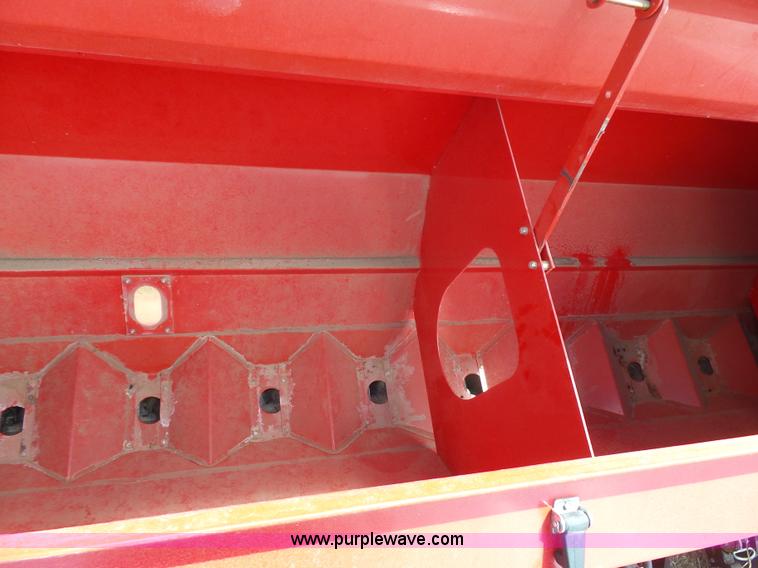 image for item J6081 2008 Sunflower 9434-40 no-till grain drill