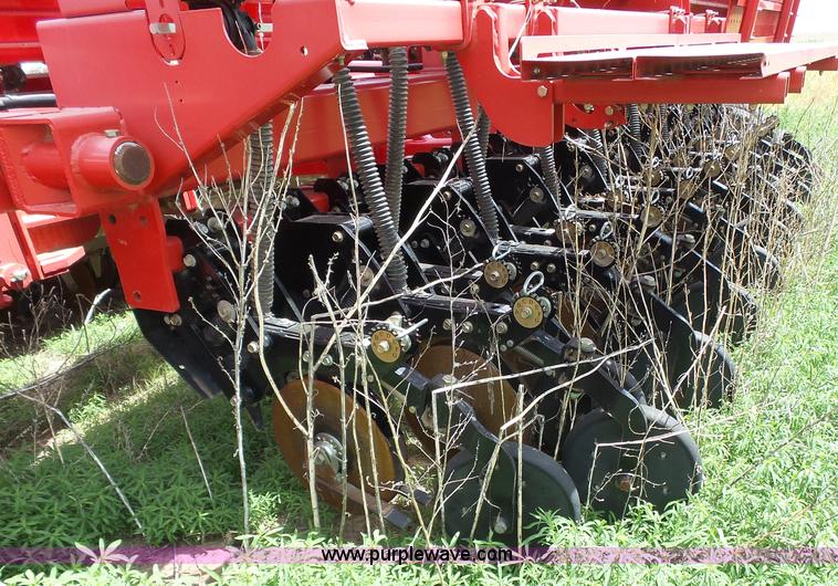 image for item J6081 2008 Sunflower 9434-40 no-till grain drill