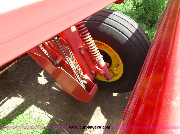 image for item J6081 2008 Sunflower 9434-40 no-till grain drill