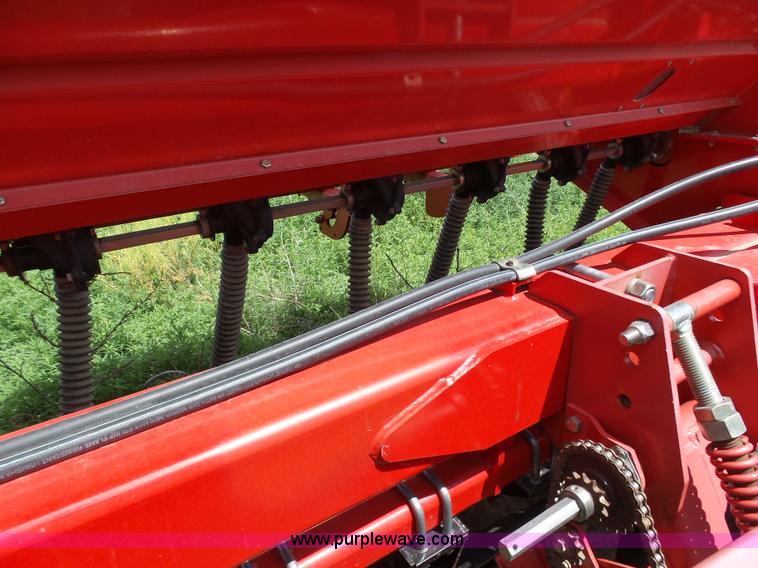 image for item J6081 2008 Sunflower 9434-40 no-till grain drill