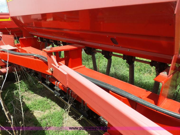 image for item J6081 2008 Sunflower 9434-40 no-till grain drill