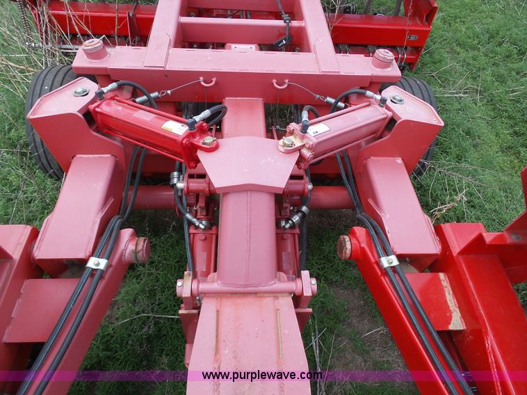 image for item J6081 2008 Sunflower 9434-40 no-till grain drill