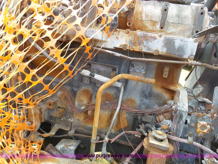 image for item J6095 2011 John Deere 9430 4WD tractor