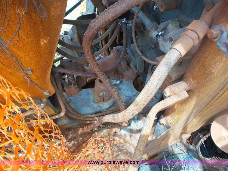 image for item J6095 2011 John Deere 9430 4WD tractor