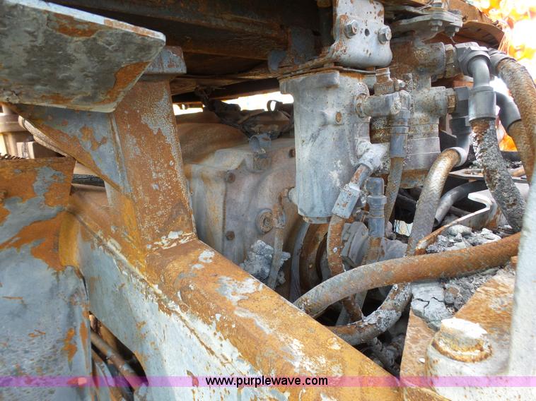 image for item J6095 2011 John Deere 9430 4WD tractor