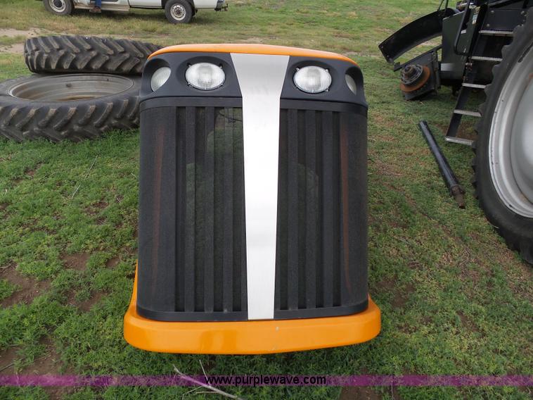 image for item J6117 Redball 7830 self-propelled sprayer