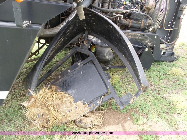 image for item J6117 Redball 7830 self-propelled sprayer