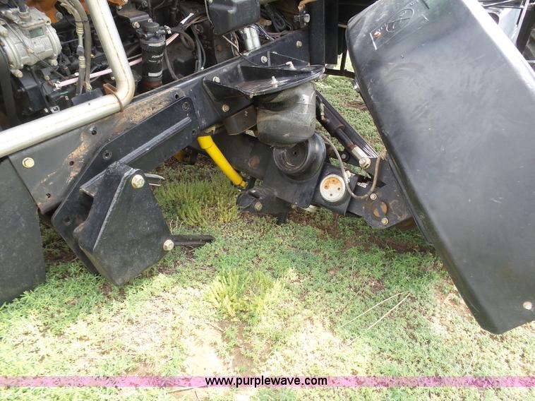 image for item J6117 Redball 7830 self-propelled sprayer