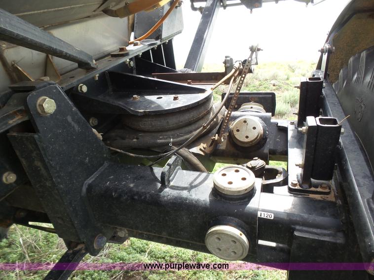 image for item J6117 Redball 7830 self-propelled sprayer