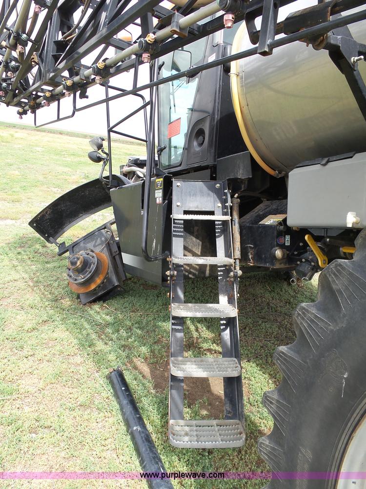 image for item J6117 Redball 7830 self-propelled sprayer