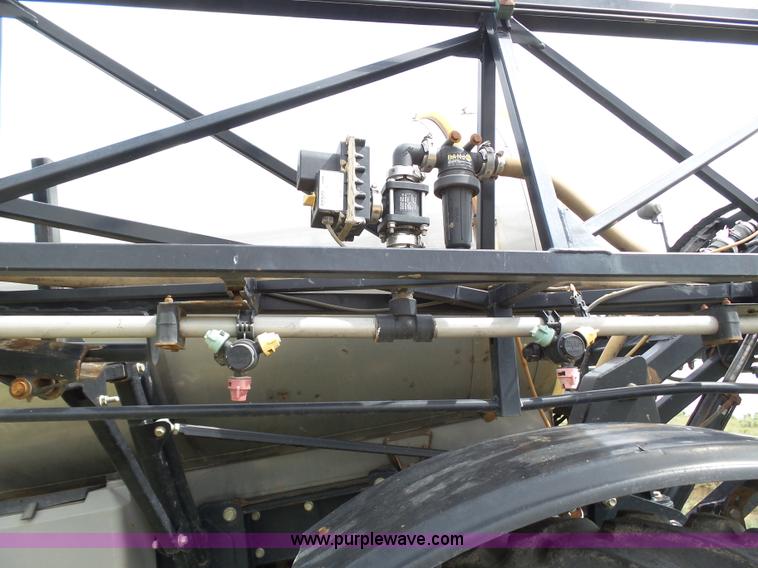 image for item J6117 Redball 7830 self-propelled sprayer