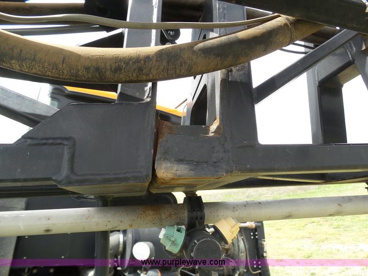 image for item J6117 Redball 7830 self-propelled sprayer