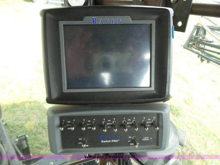 image for item J6117 Redball 7830 self-propelled sprayer