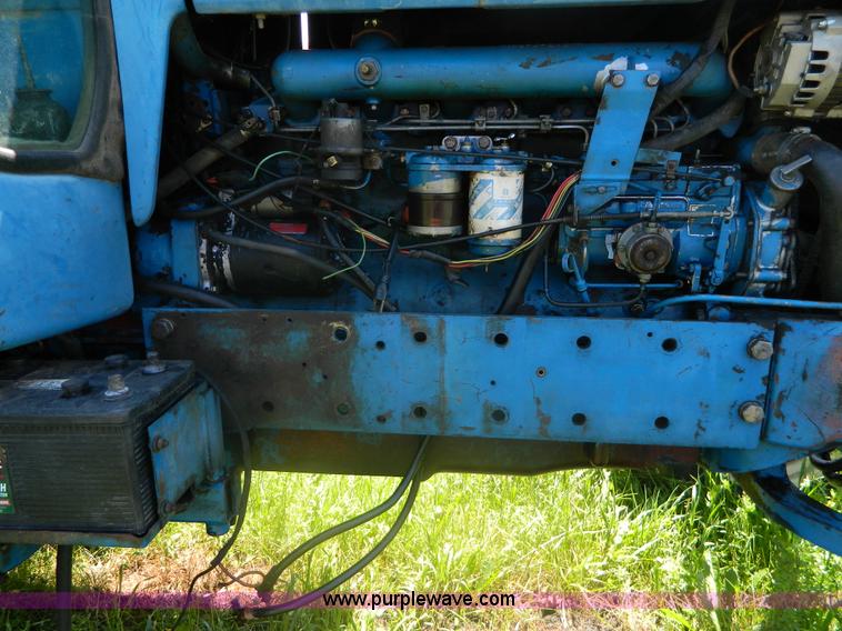 image for item J8902 1980 Ford TW20 tractor