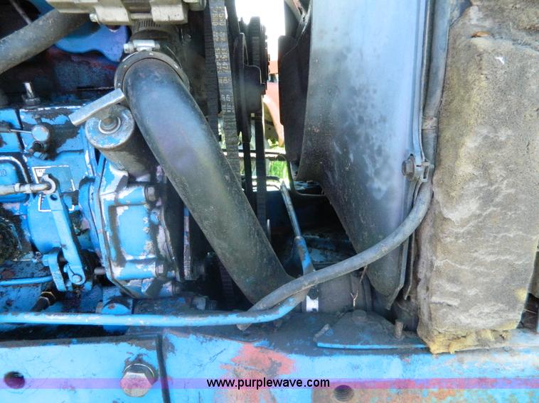 image for item J8902 1980 Ford TW20 tractor