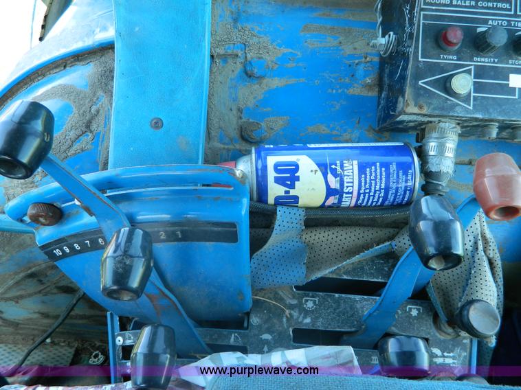 image for item J8902 1980 Ford TW20 tractor