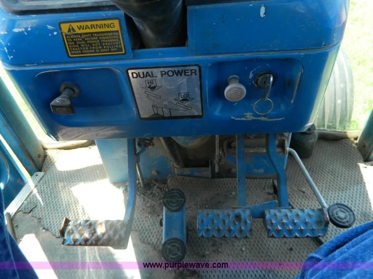 image for item J8902 1980 Ford TW20 tractor