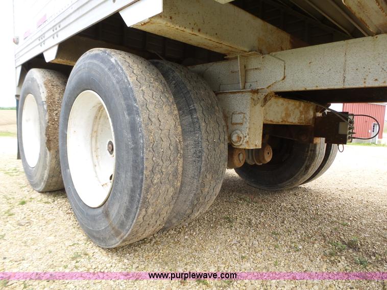 image for item K2220 1996 Timpte Super Hopper double hopper grain trailer