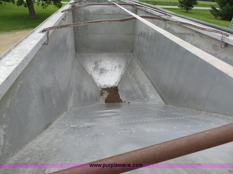 image for item K2220 1996 Timpte Super Hopper double hopper grain trailer