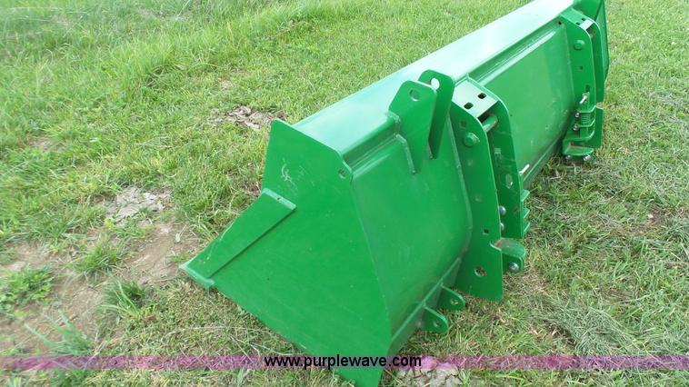 image for item K4039 John Deere 640 loader