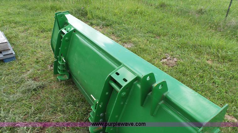 image for item K4039 John Deere 640 loader