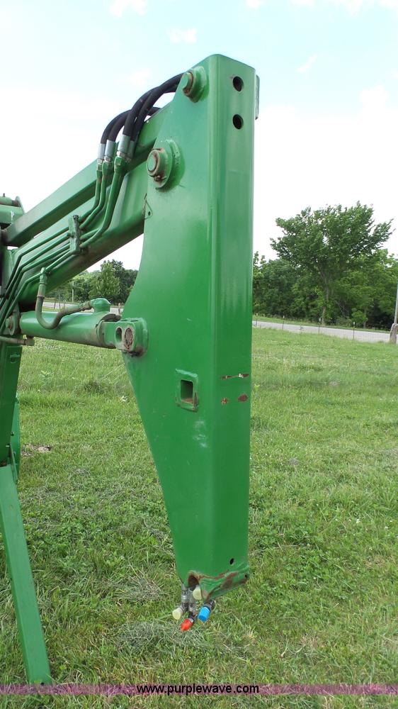 image for item K4039 John Deere 640 loader