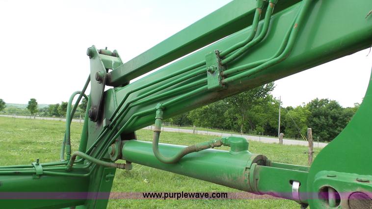 image for item K4039 John Deere 640 loader