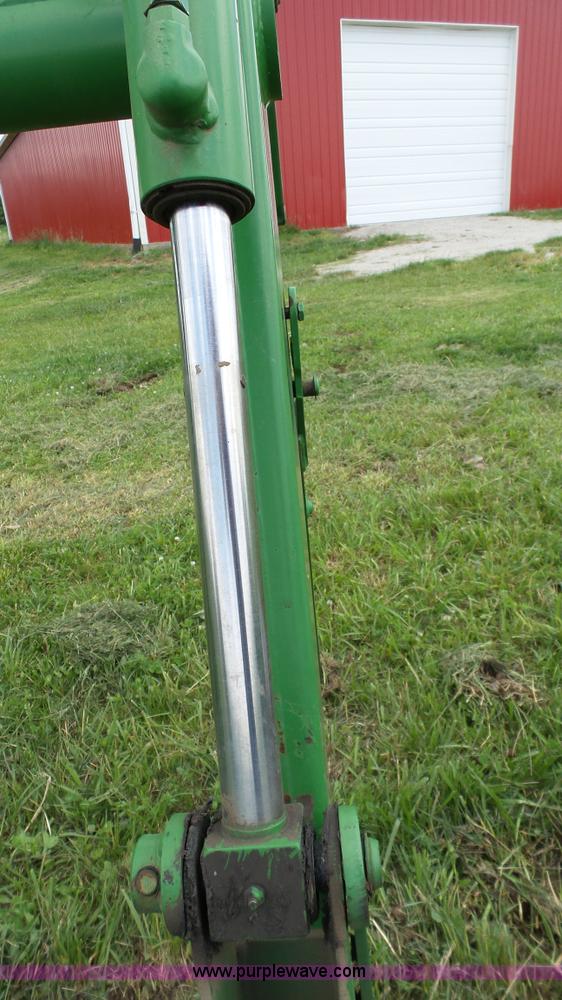 image for item K4039 John Deere 640 loader