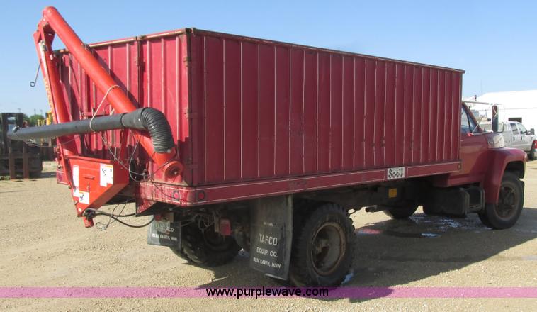 image for item K4704 1980 Ford grain truck