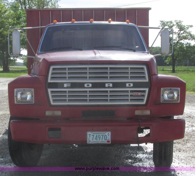 image for item K4704 1980 Ford grain truck