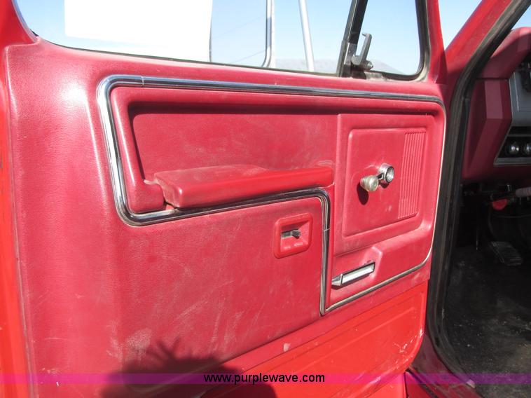 image for item K4704 1980 Ford grain truck