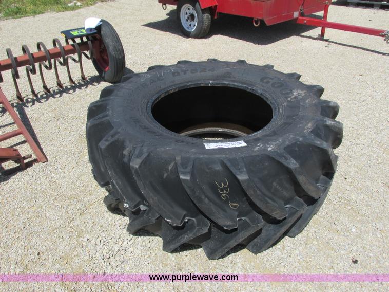 image for item K4717 Tractor tire