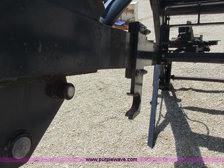 image for item K4720 Buhler Allied 695 loader