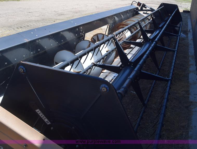 image for item K7300 AGCO Challenger head