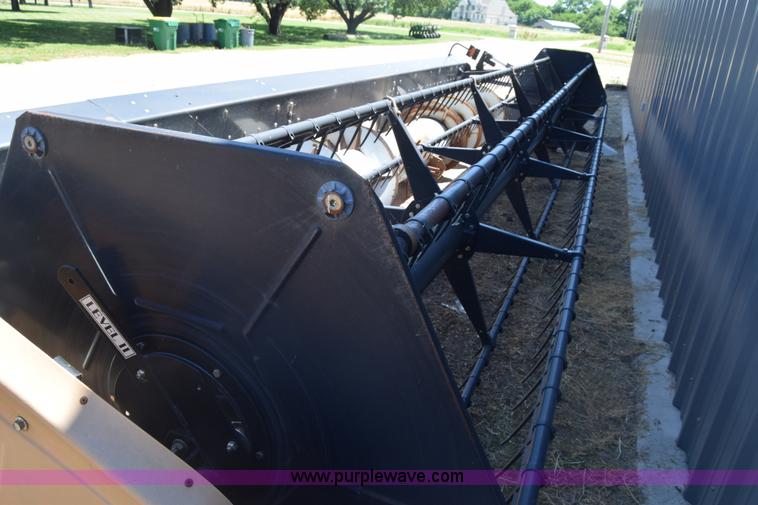 image for item K7300 AGCO Challenger head