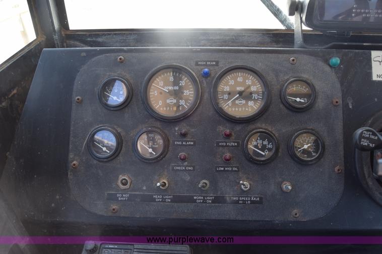 image for item K7312 1996 Tyler Titan 4375 self-propelled applicator