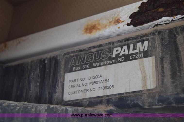 image for item K7312 1996 Tyler Titan 4375 self-propelled applicator