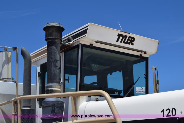 image for item K7312 1996 Tyler Titan 4375 self-propelled applicator