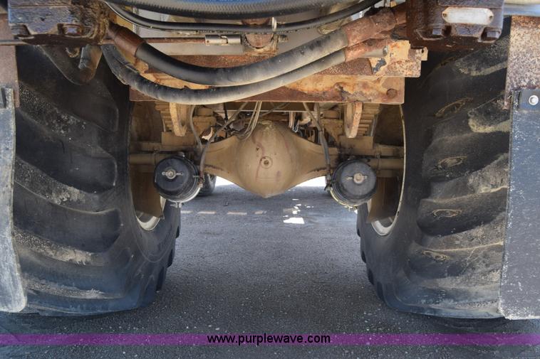 image for item K7312 1996 Tyler Titan 4375 self-propelled applicator